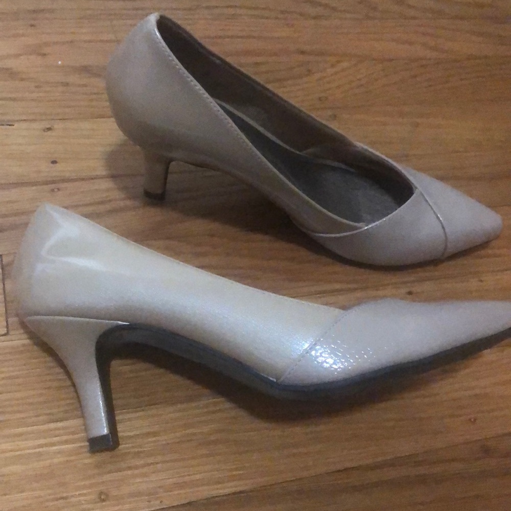 Cream Pumps